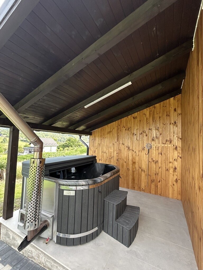 Jacuzzi exterior acoperit